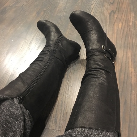 SOLD - Picture 5 of 8